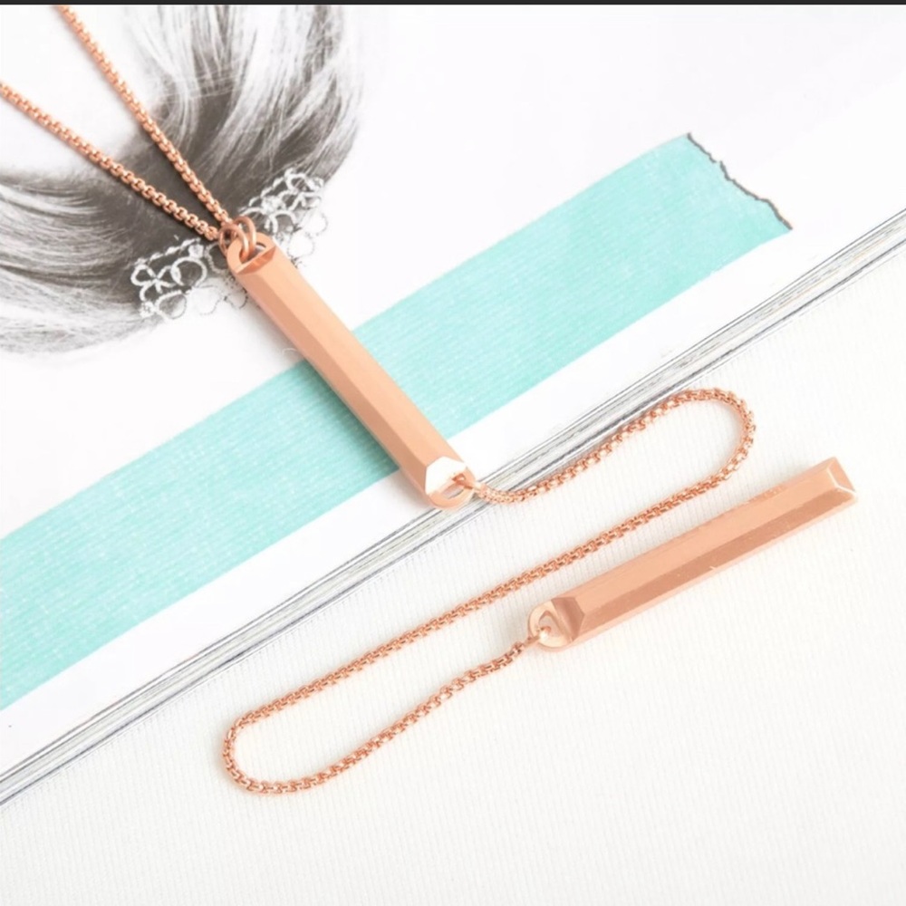 Kendra Scott Rose Gold necklace